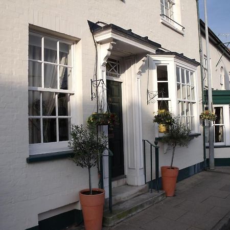 Berties Hotel Romsey Buitenkant foto